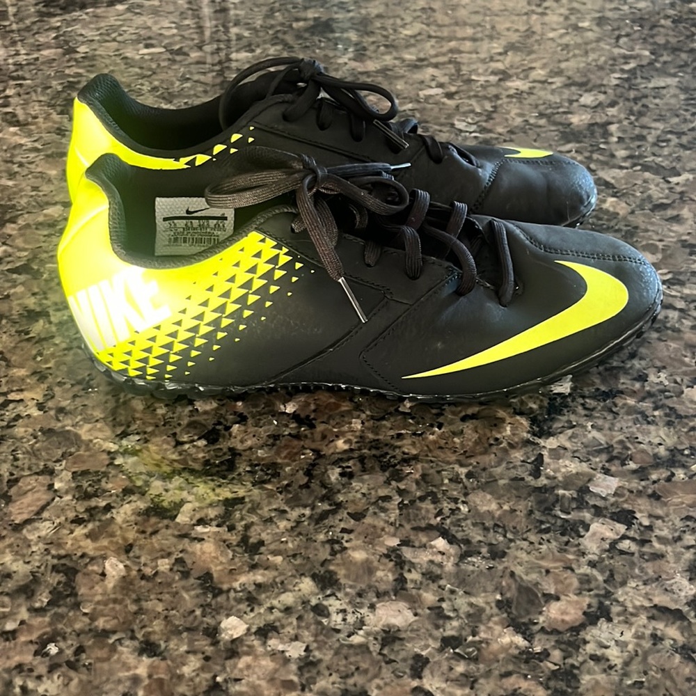 Nike indoor soccer shoes size 7.5